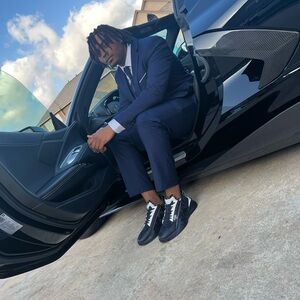 Meet your Posher, Tremayne